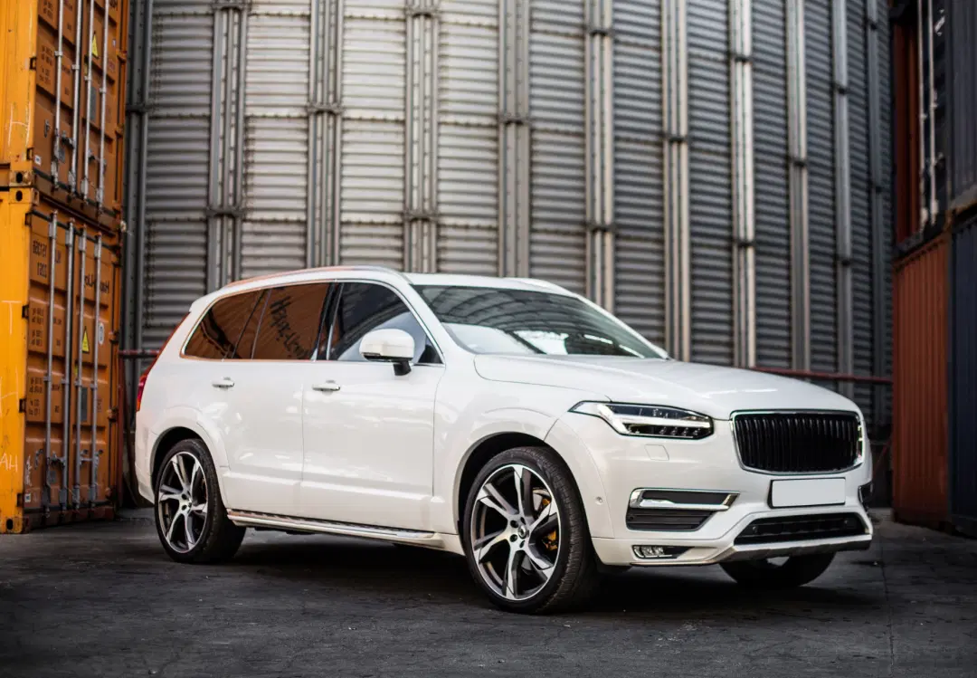 Competitor Benchmarking and Analysis to Drive Hybrid SUV Success in Europe - Case Study